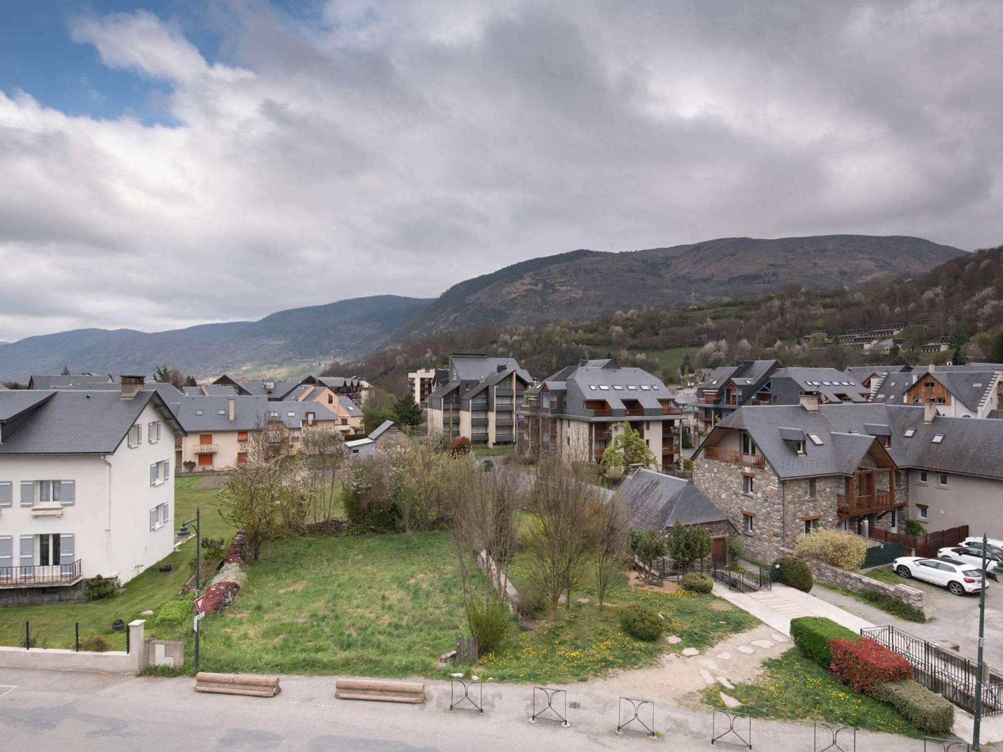 Duplex Confortable Avec 2 Chambres, Balcon Et Parking A Saint Lary Village, Proche Des Thermes Et Telecabine - Fr-1-296-336 Saint-Lary-Soulan Exterior foto